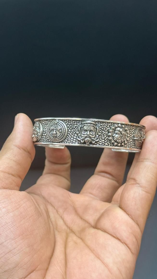 Men's Navgraha Bracelet Kada